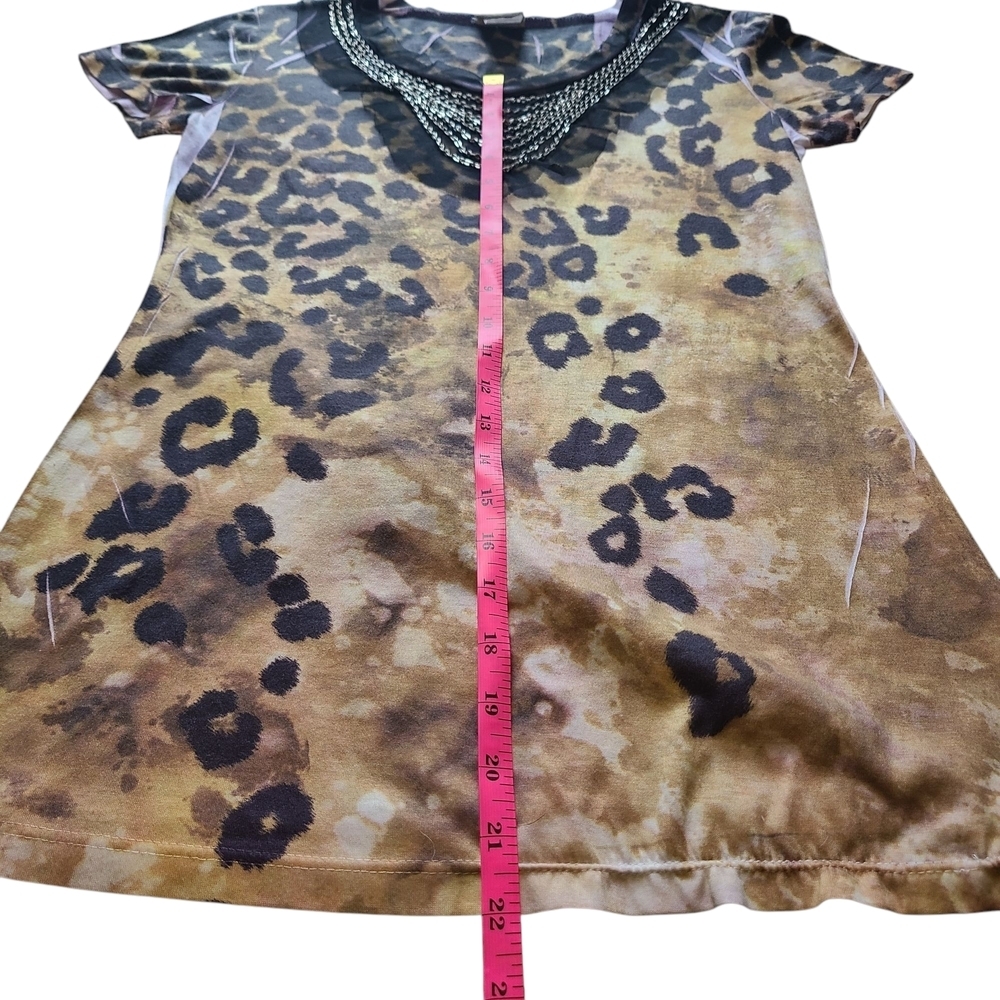 Daytrip by Buckle Leopard Print Tee Medium Chain Necklace Glam Rock Top - Picture 6 of 8